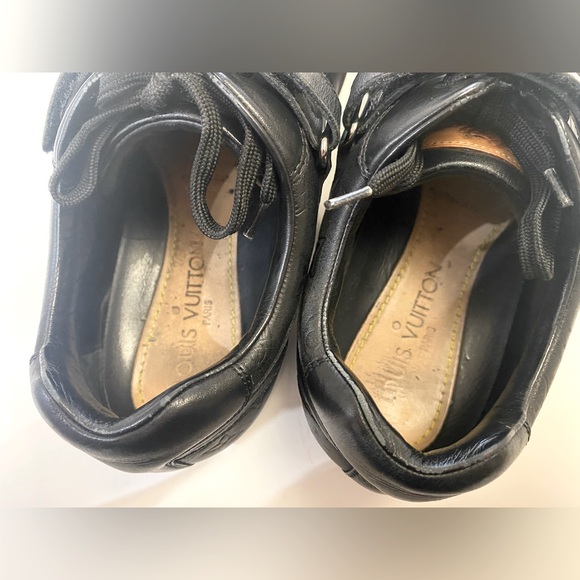 Louis Vuitton Globe Trotter Embossed Leather Sneakers Black - Picture 10 of 10